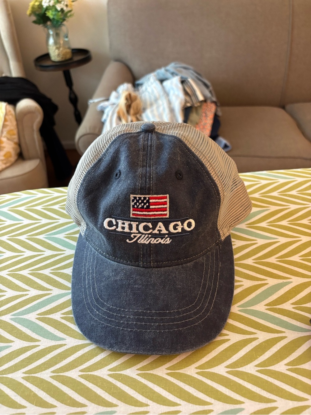 Chicago Illinois Embroidered Navy Mesh Baseball Cap